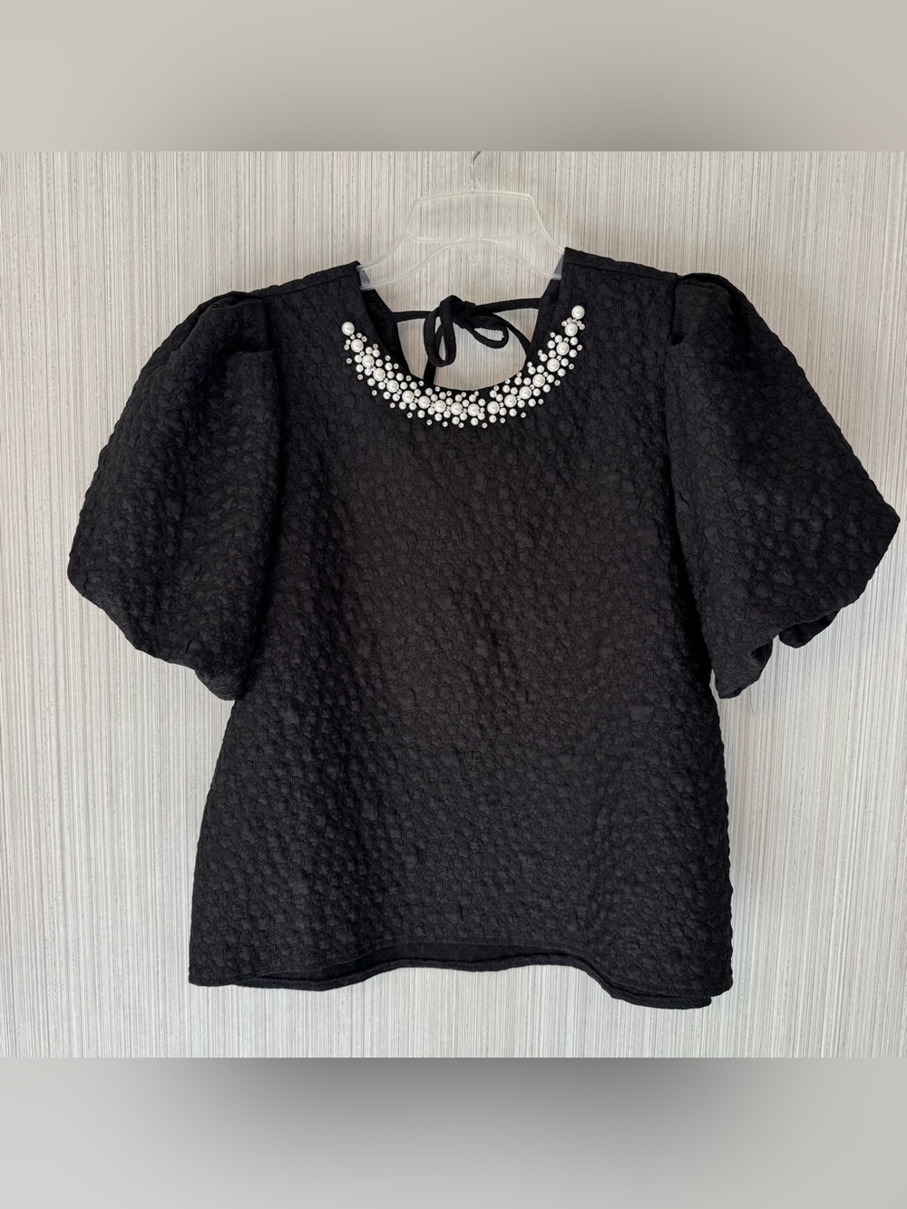 NEW Pearl Rhinestone Embellished Puff Sleeve Textured Short Sleeve Blouse Medium